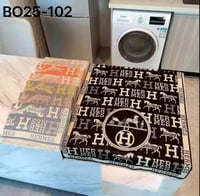 شالات نسائية شتوية من ماركة هيرمز (Hermiś)