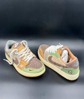 حذاء رياضي رجالي من ماركة نايك(Nike)