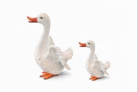 مجسم بطة متعدد المقاسات