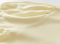 قميص ليموني أكمام طويلة مزيّن بنقشات الورد وأزرار...