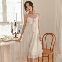 قميص الفيونكة الفرنسي بتصميم أنثوي وأنيق