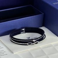 اسوارة من ماركة اسوارفسكي