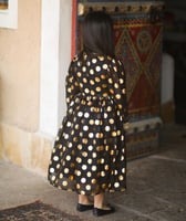 فستان اسود بتصميم جديد مع هامة الراس