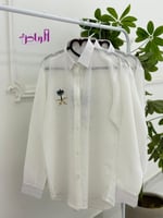 قميص كتان بتطريز شعار سيفين ونخلة -متجر الرياض