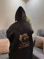 فروة صوف نسائية سوداء