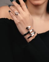 اسوارة حرفك مع الخاتم تميز مع متجر الرياض