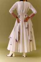 فستان هندي سحابة عاجي