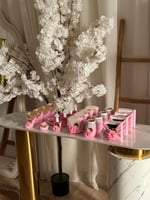 عرض 24 قطعة توزيعات