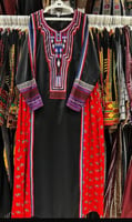 احمر