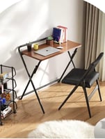 طاولة مكتب قابلة للطي بتصميم ذكي وعملي، وتناسب الا...