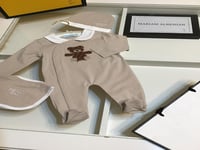 طقم فندي مواليد