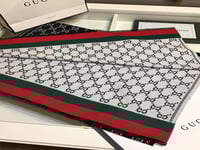 سكارف قوتشي