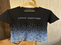 تيشيرت لويس فيتون