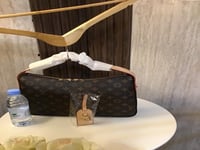 حقيبة لويس فيتون