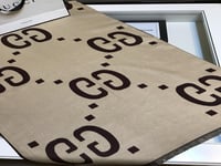 سكارف قوتشي