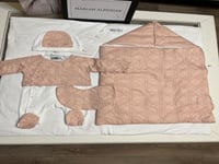 طقم مواليد ديور