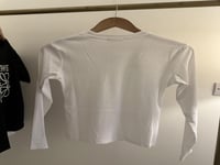 بلوزة لويفي ابيض