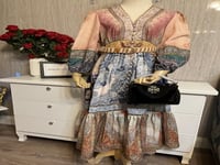 فستان نسائي