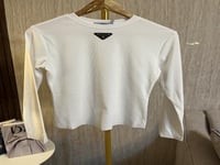 بلوزة برادا