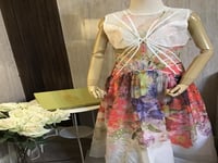 فستان نسائي