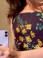 فستان نسائي مشجر مطرز