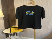 تيشيرت فندى