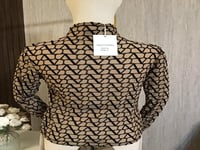 بلوزة فالنتينو