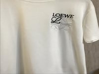 تيشيرت لويفي