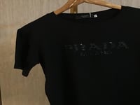 تيشيرت برادا اسود نسائي