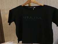 تيشيرت برادا اسود نسائي