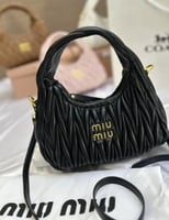 شنطه ميو ميو