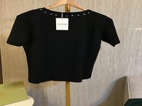 تيشيرت فالنتينو نسائي