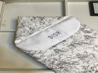 طقم مواليد ديور