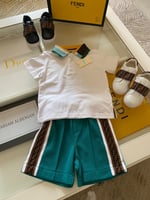 طقم فندي تيشيرت +شورت اولاد