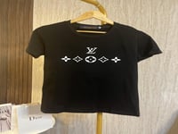 تيشيرت لويس فيتون