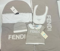 طقم فندي مواليد