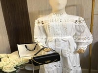 فستان نسائي