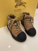 بوت بربري اسود