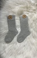 جوارب اطفال رمادي فاتح