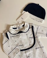 افارول مواليد ارماني (افارول +قبعه+صدريه)