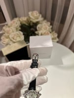 ساعة فان كليف فضي