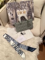حقيبة ديور ماستر + سكارف هديه بدون ملحقاات