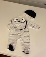 افارول مواليد ارماني (افارول +قبعه+صدريه)