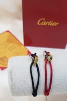 اسوارة كارتير خيط لون احمر (نساء او رجال )بدون ملح...