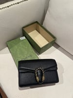 حقيبة قوتشي مع البوكس