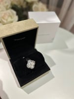 ساعة فان كليف فضي