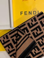 شال فندي شتوي