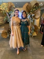 فستان نسائي