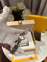 ساعة رويال أوك فضي