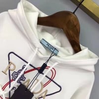 طقم برادا بنطلون + كنزه